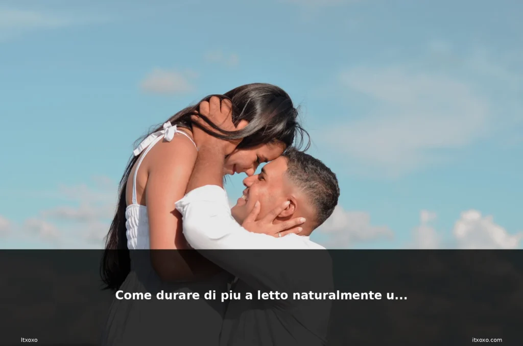 featured uomo coppia abbraccio felice a